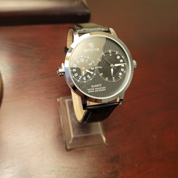 Brand New Dual Time zone Black Skone Men's Fashion Watch - Picture 1 of 3